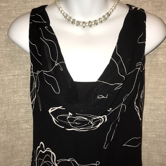 ☀️Lily Sleeveless Dress - Picture 3 of 10